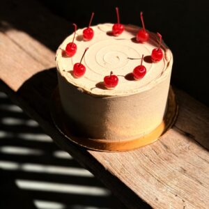 Neapolitan Butter Cake (7” size only)